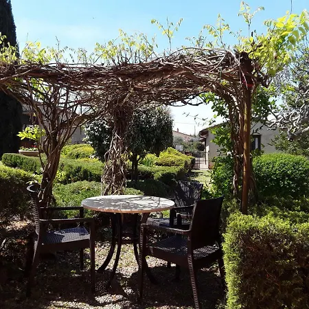 Hotel apartamentowy Tana De Lepri 3*